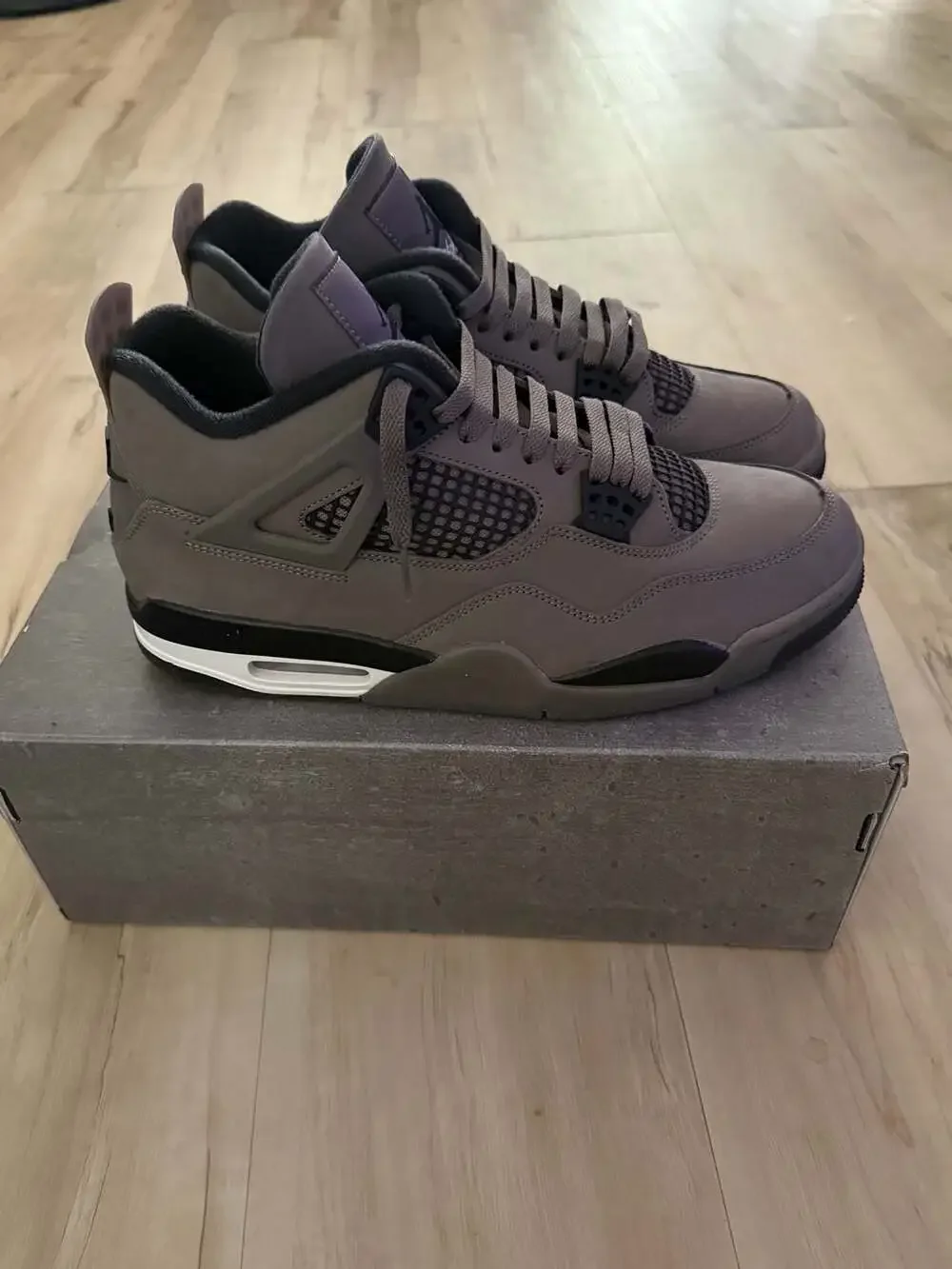 Air Jordan 4 Retro 'Cave Stone'